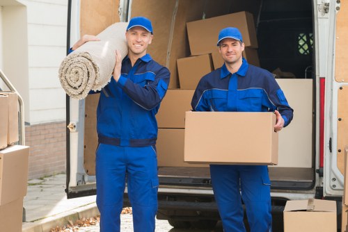 Local moving service handling flat access in North London